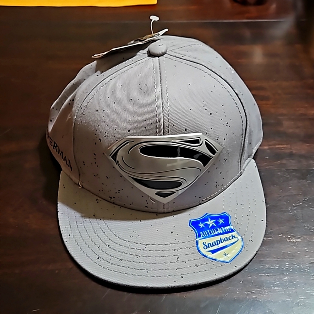 NWT Mens Hat DC Comics SUPERMAN